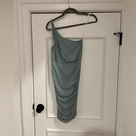 LOVERS + FRIENDS MINI DRESS - Picture 2 of 3